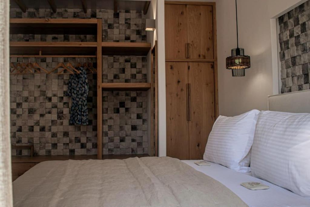 Aurora Apartment Pera Gyalos Extérieur photo