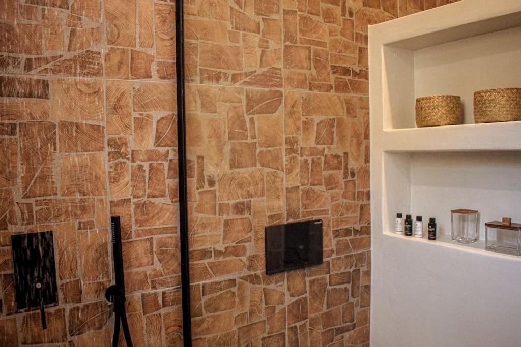 Aurora Apartment Pera Gyalos Extérieur photo