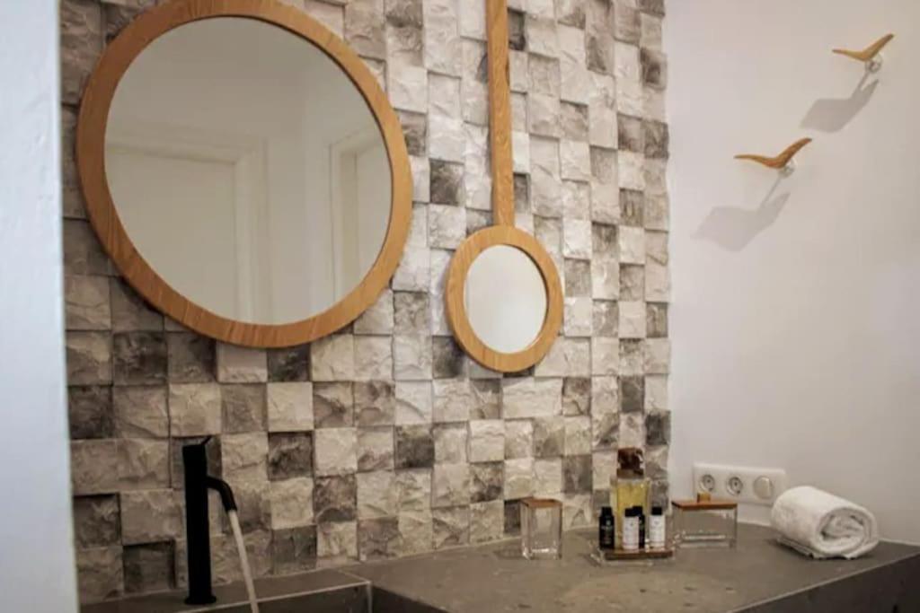 Aurora Apartment Pera Gyalos Extérieur photo